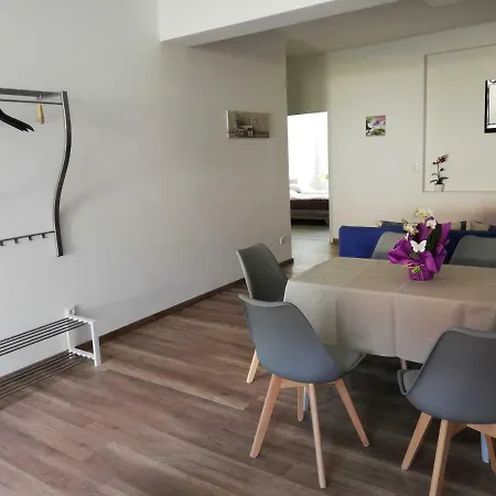 Gudi Apartment *